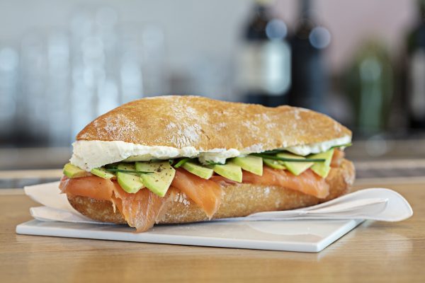 panino-salmone-avocado